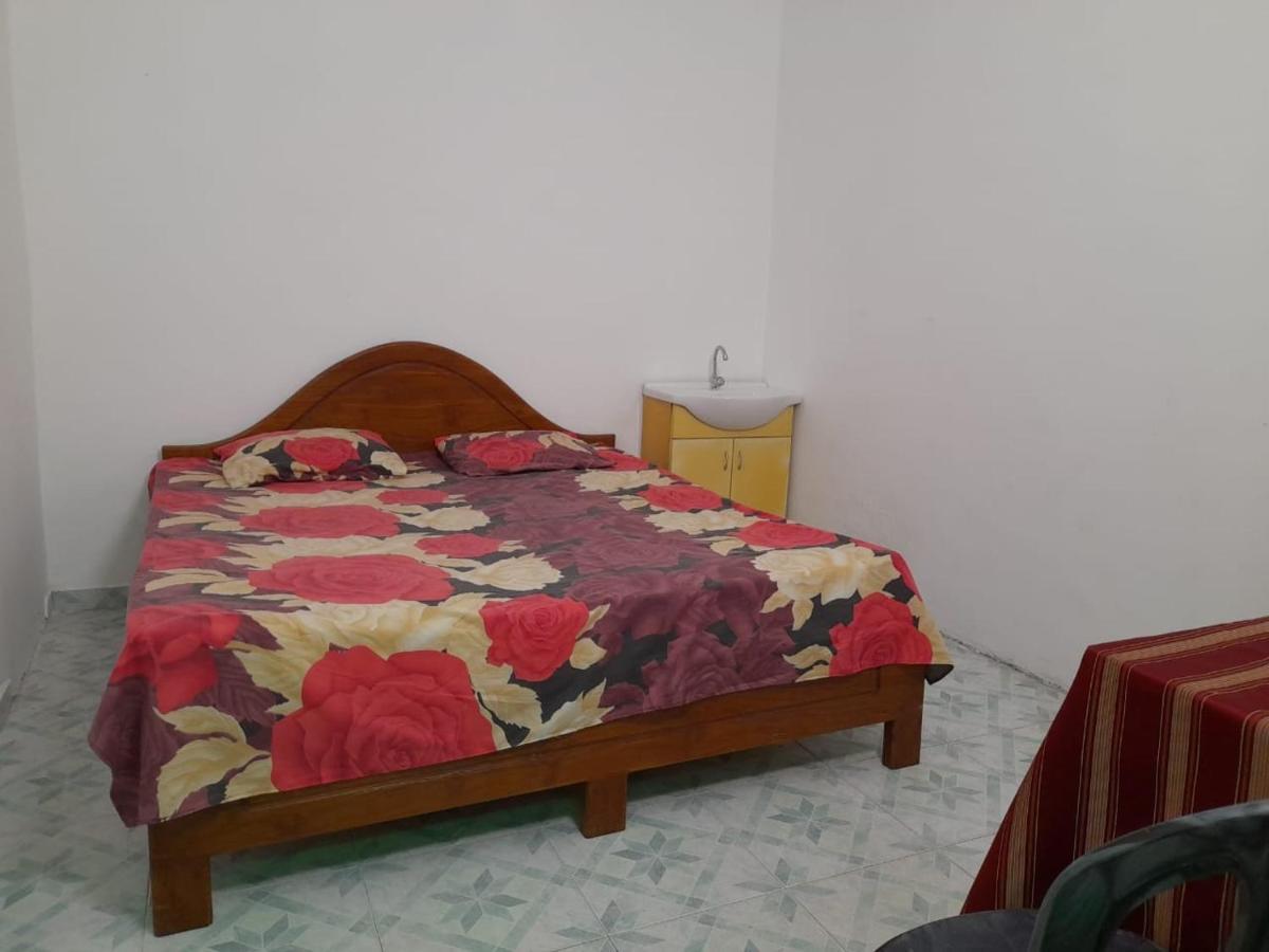 Rr House Hotel Коломбо Екстериор снимка