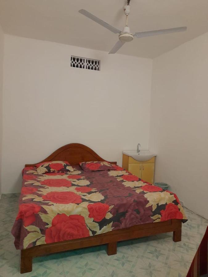 Rr House Hotel Коломбо Екстериор снимка