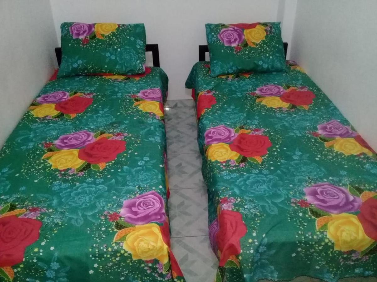 Rr House Hotel Коломбо Екстериор снимка
