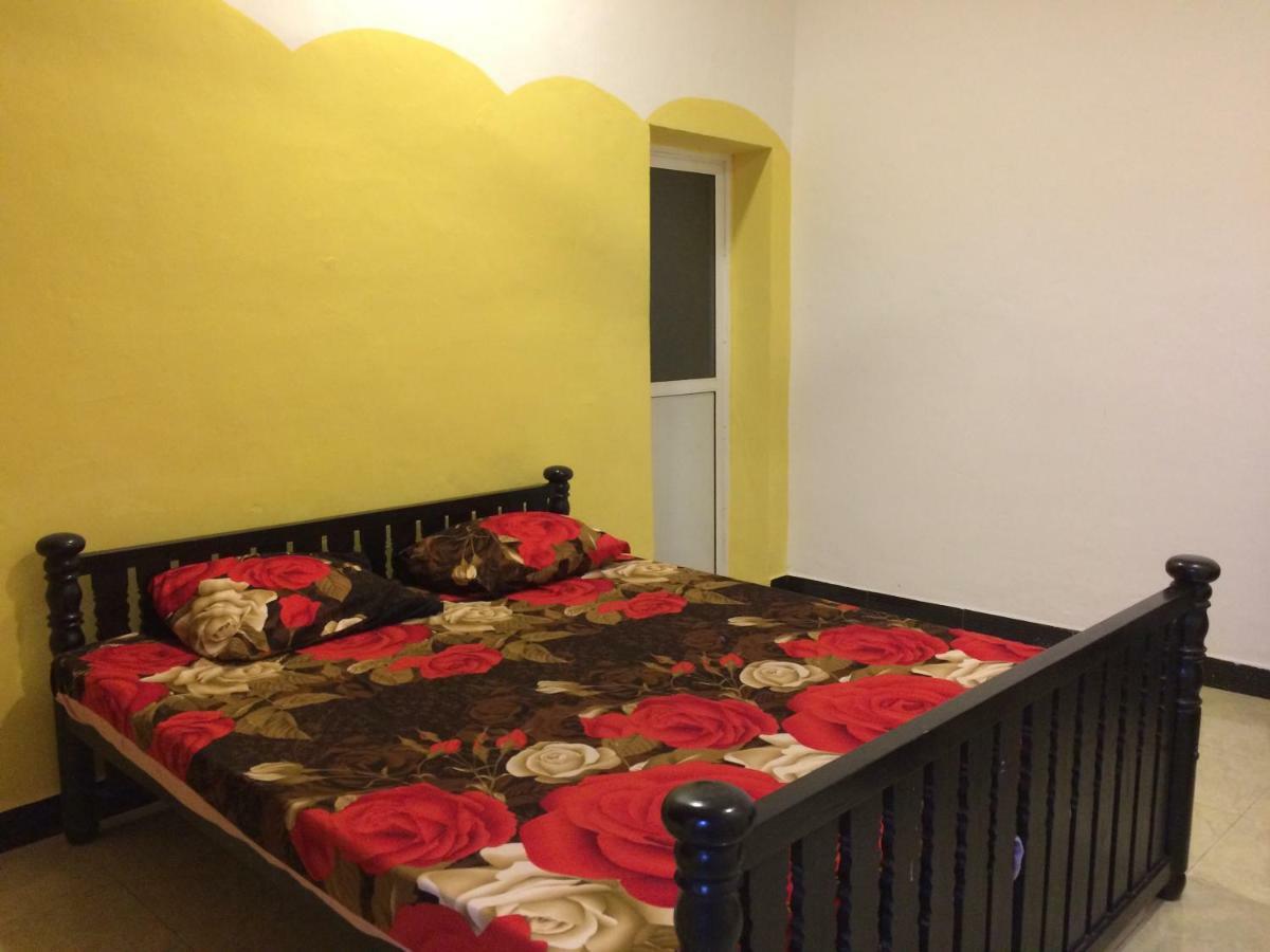 Rr House Hotel Коломбо Екстериор снимка