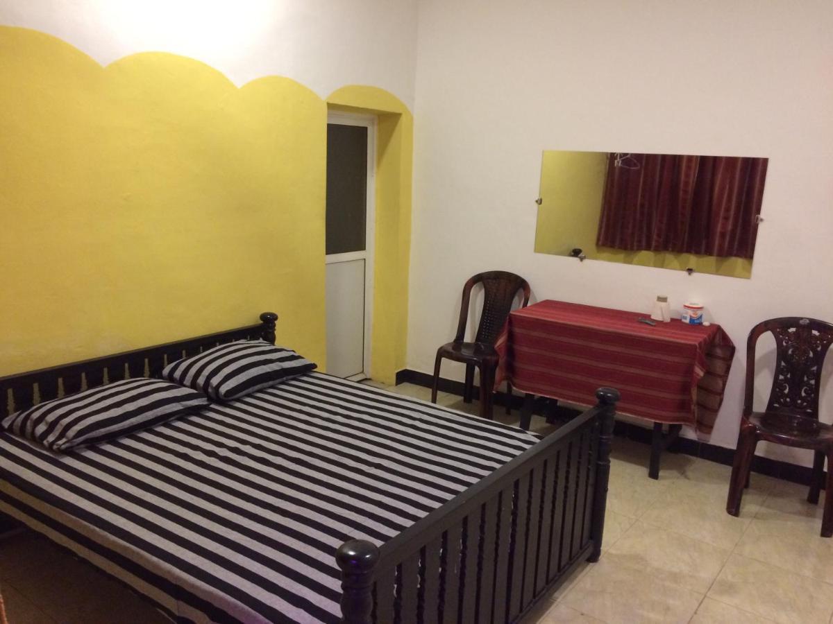 Rr House Hotel Коломбо Екстериор снимка